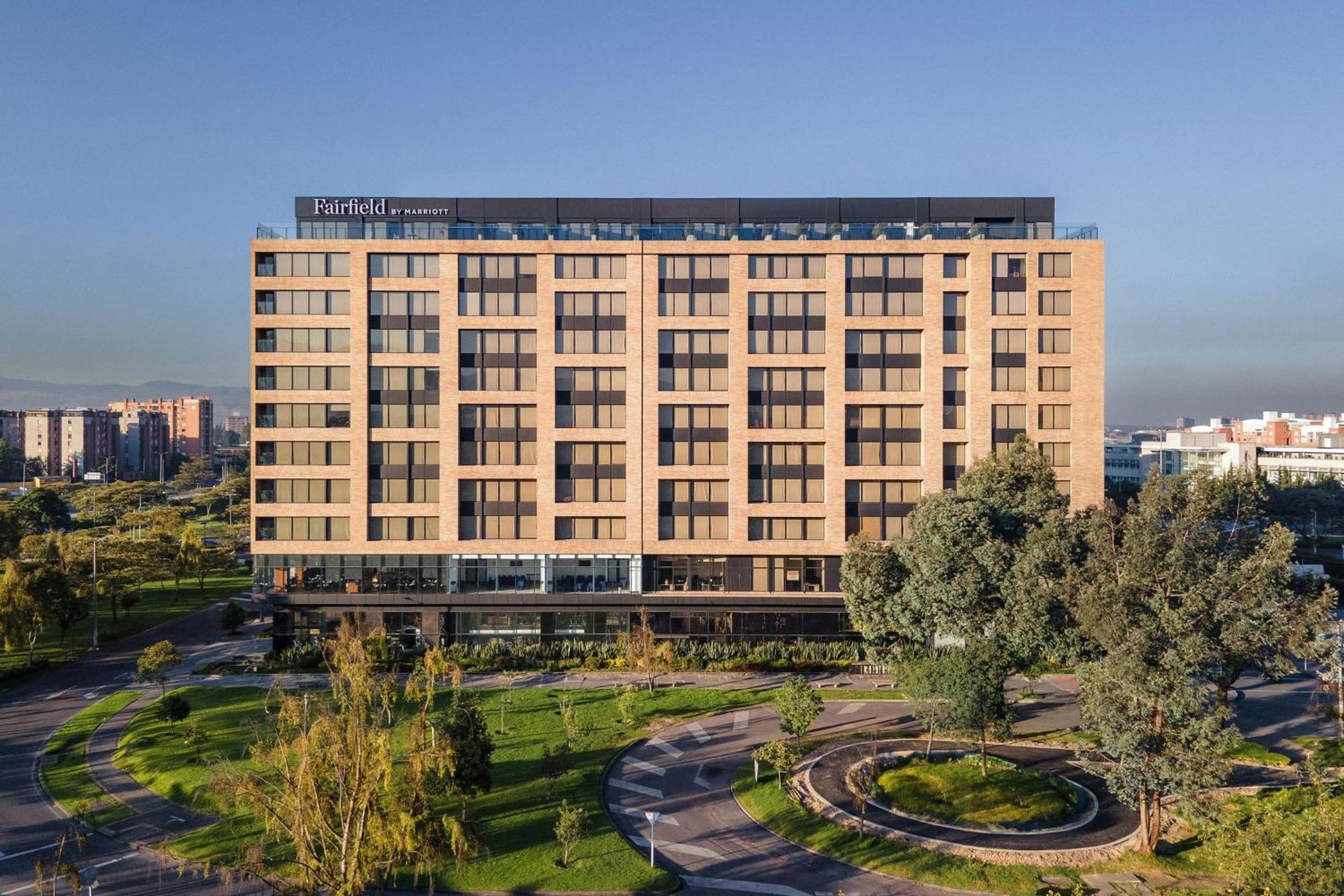 Tryp By Wyndham Embajada Hotel 4*