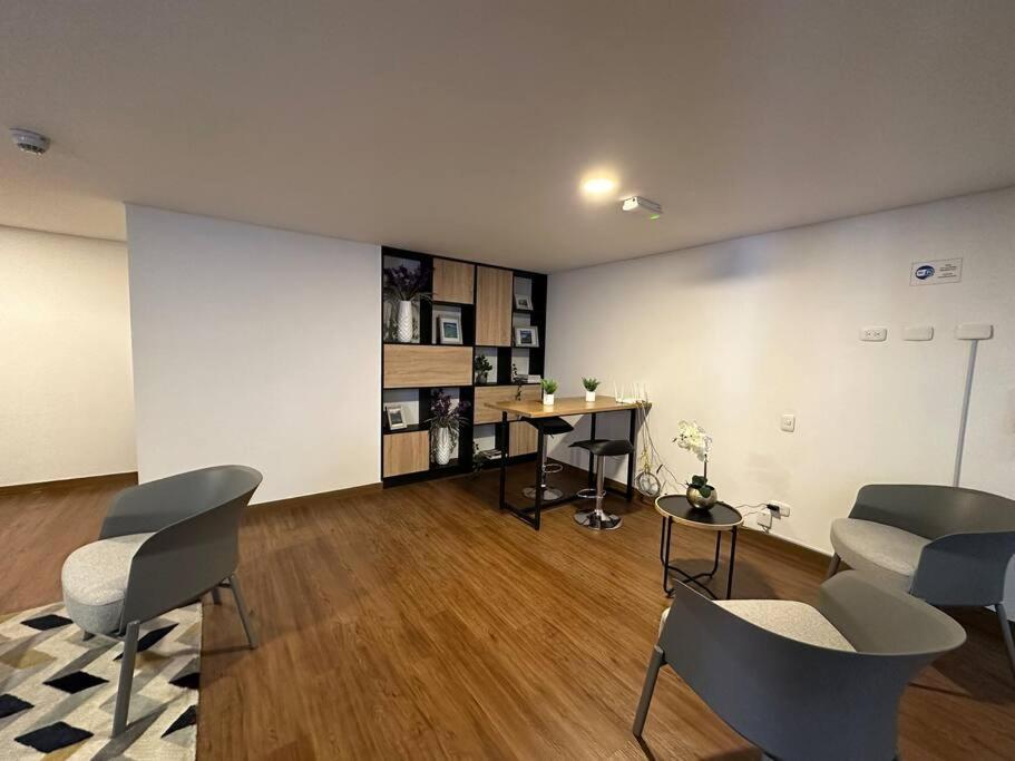 Apartamento Centro Internacional Equilibrium Piscina Jacuzzi *