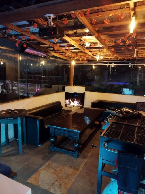 Penthouse Con Jacuzzi Y Chimenea Apartamento