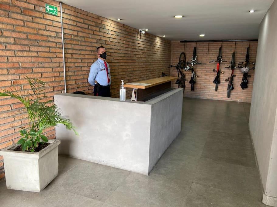 Apartamento Great Space In Perfect Area! Walk Everywhere!