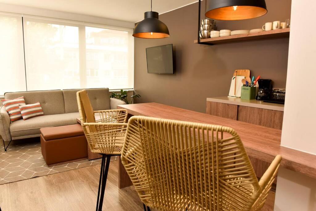Great Space In Perfect Area! Walk Everywhere! * Bogotá