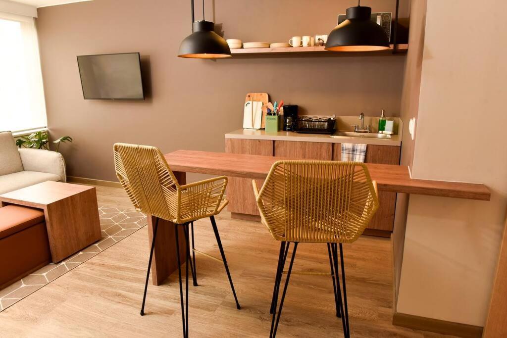 Great Space In Perfect Area! Walk Everywhere!