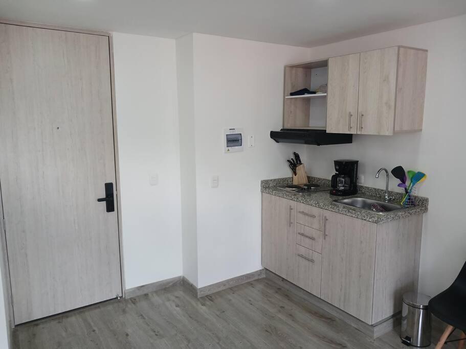 Estudio Moderno, Vista Al Centro Y Monserrate Apartamento Bogotá