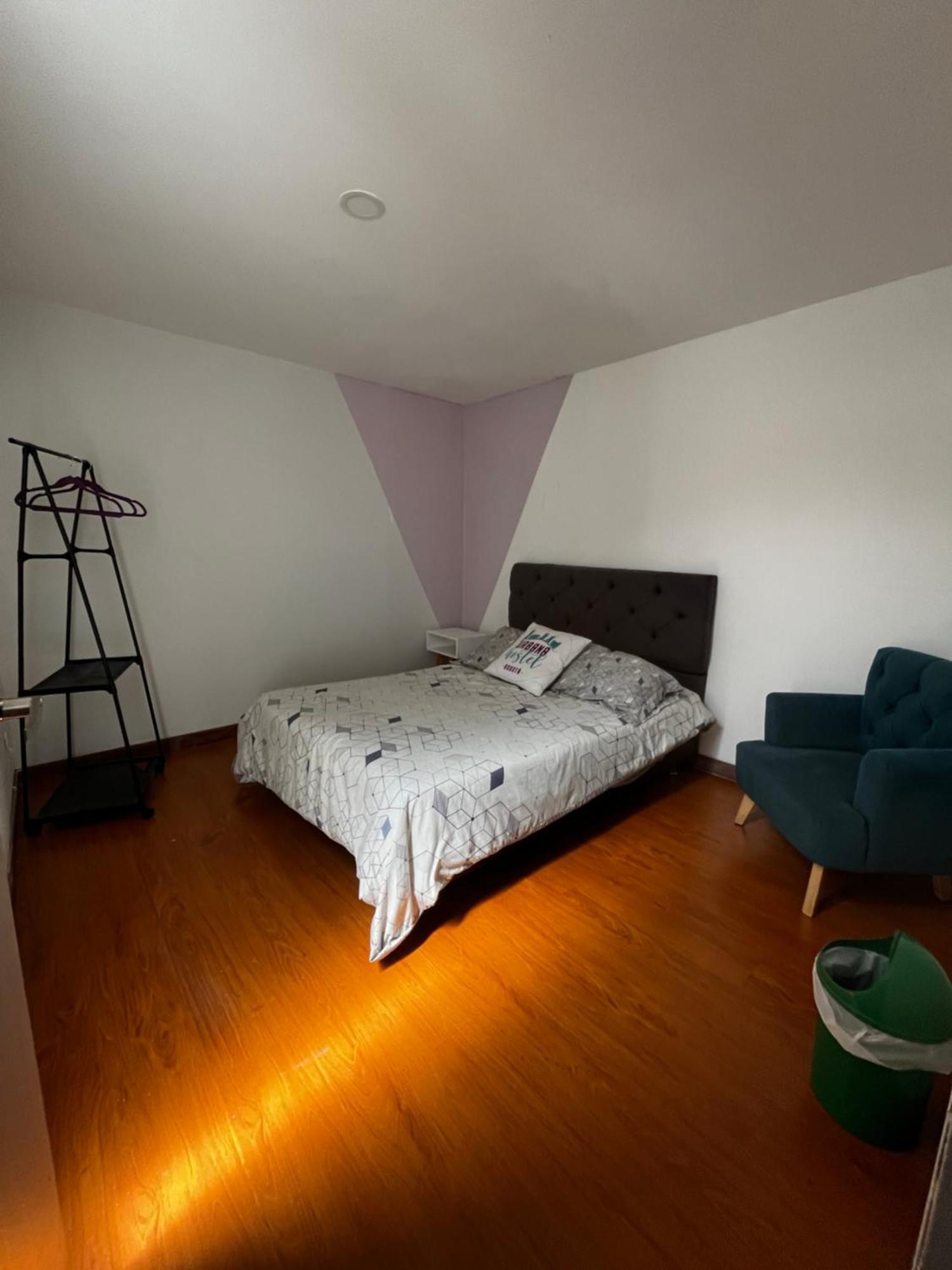 Pensión Urbana 2*