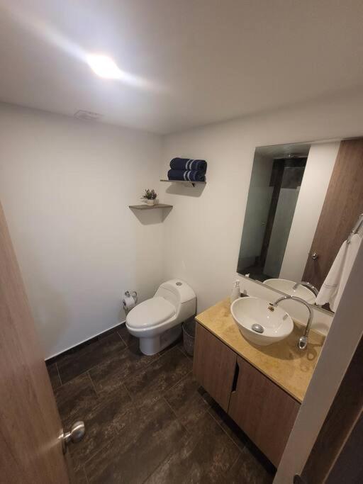 Apartment Apto Completo Central En Chapinero *