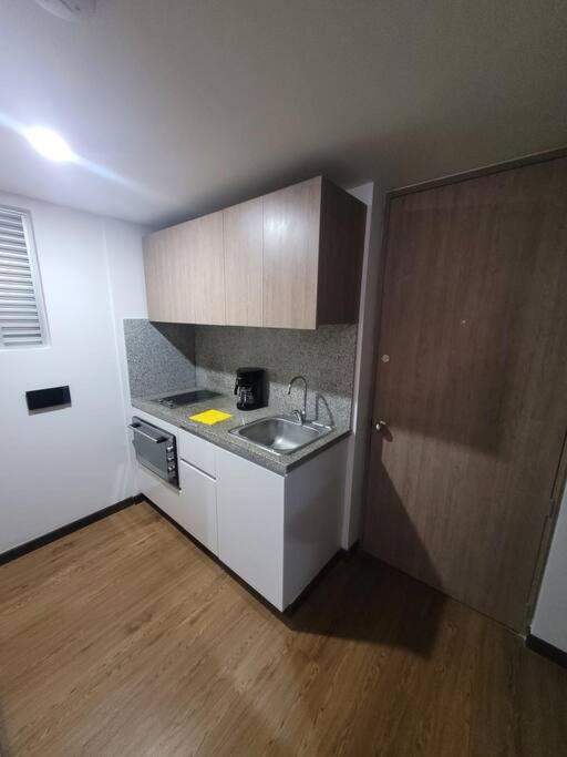 Apto Completo Central En Chapinero