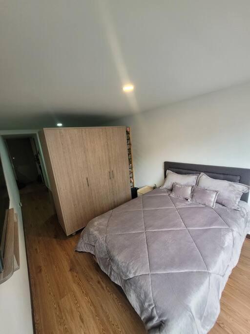 Apto Completo Central En Chapinero Apartment