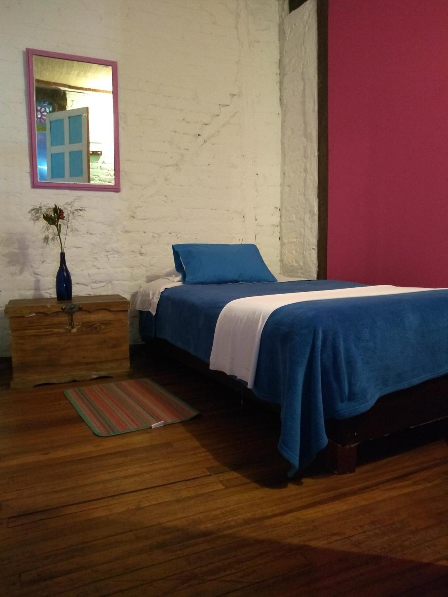 Lima Limon Candelaria Hostal Bogotá