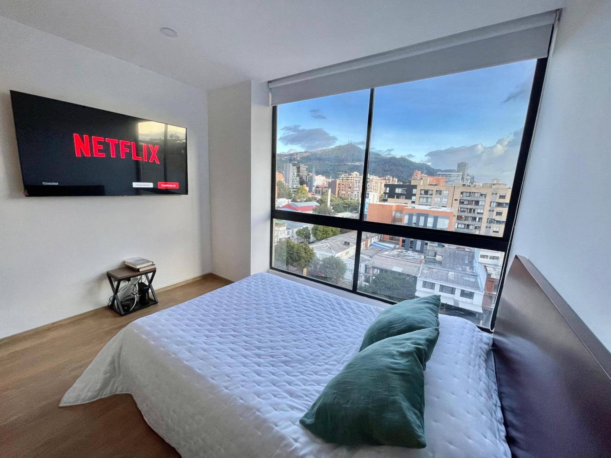 Skyline Mountains Sauna Gym Luxury Apto *