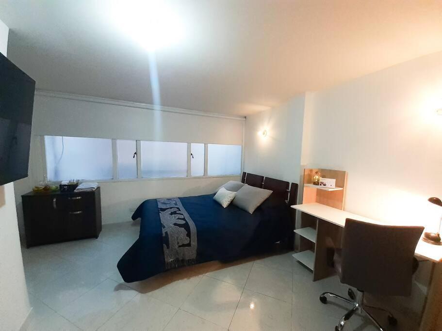 Habitación en casa particular Amueblada Chapinero Cerca A Universidades Y Vias Principales