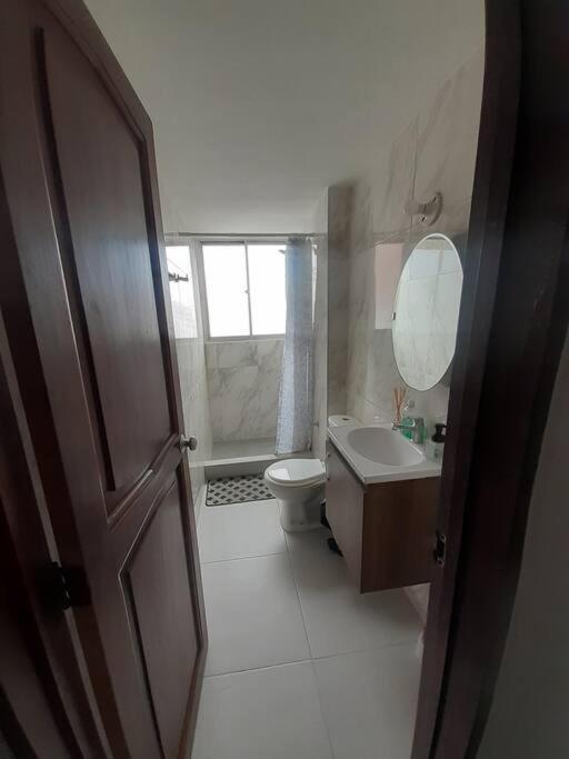 Habitación en casa particular Amueblada Chapinero Cerca A Universidades Y Vias Principales