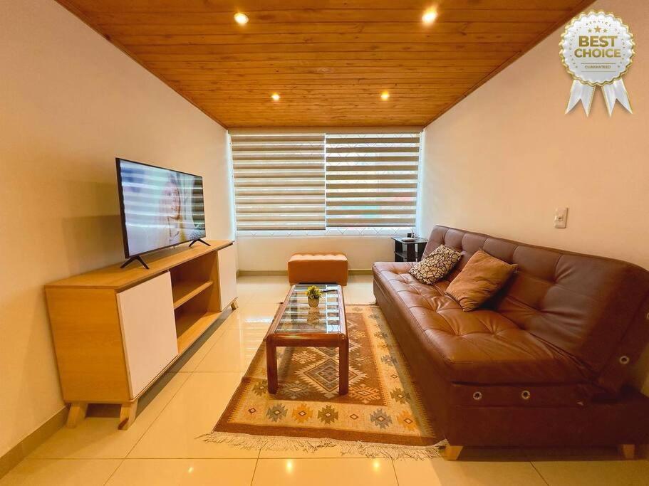 Acogedor Apartamento, Cerca Del Aeropuerto! Apartamento