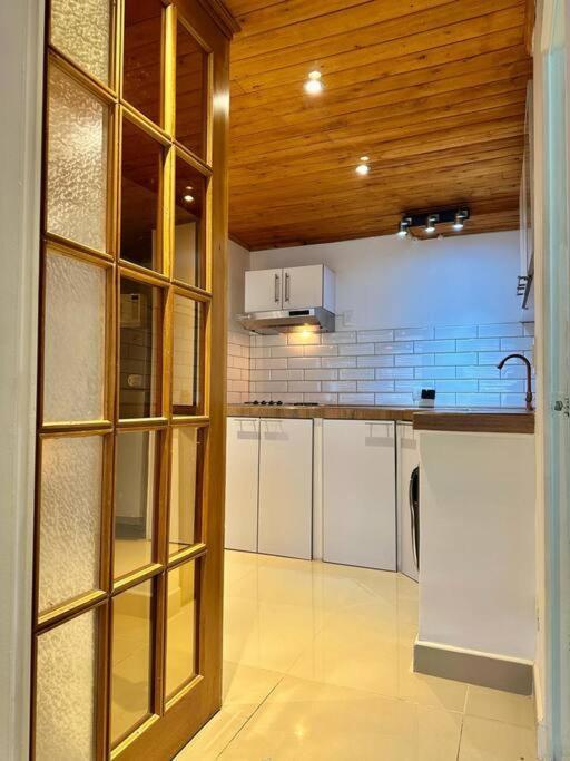 Acogedor Apartamento, Cerca Del Aeropuerto! Apartamento
