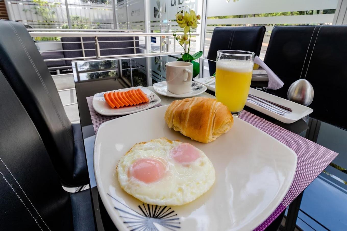 Burana Hotel