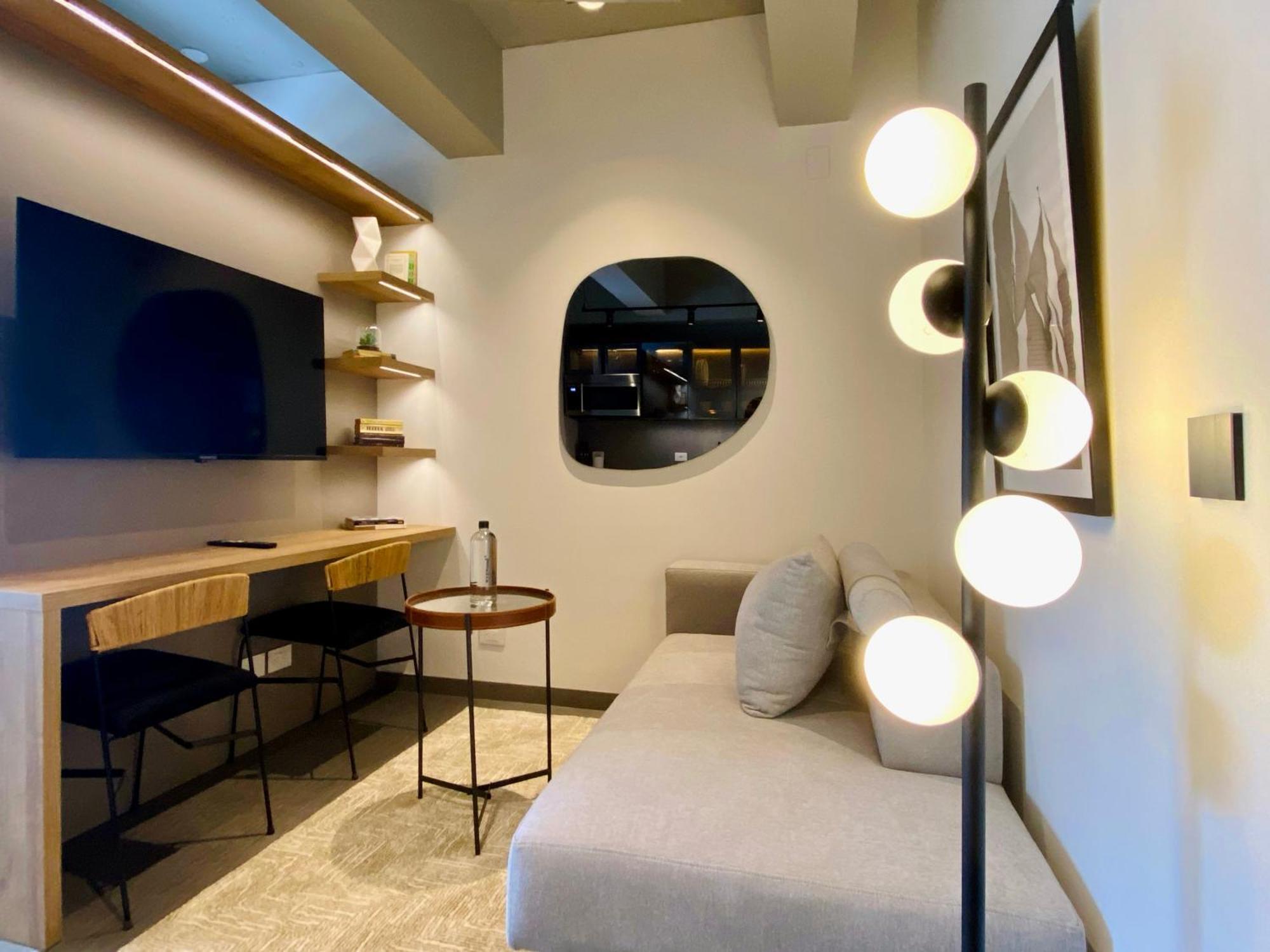 Wynwood House 100 *