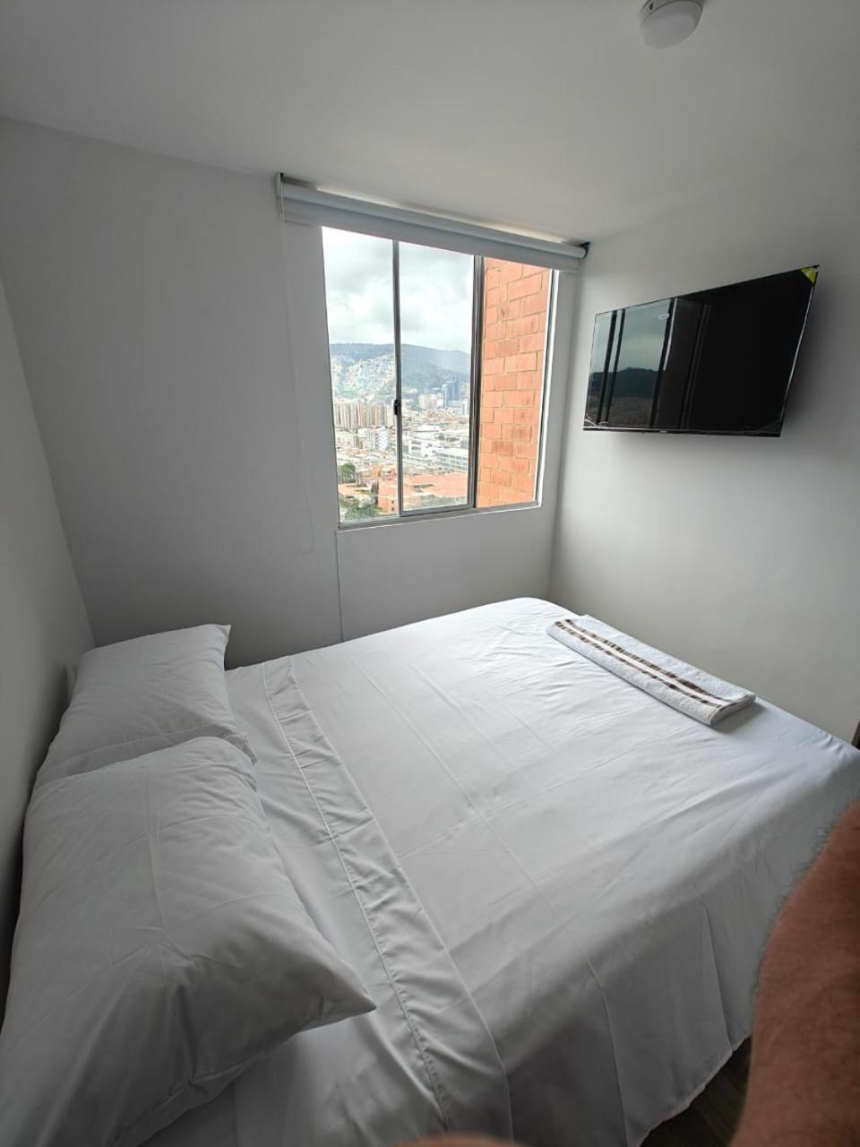 Estrenar En Toberin Norte De Piso 17 Bogotá