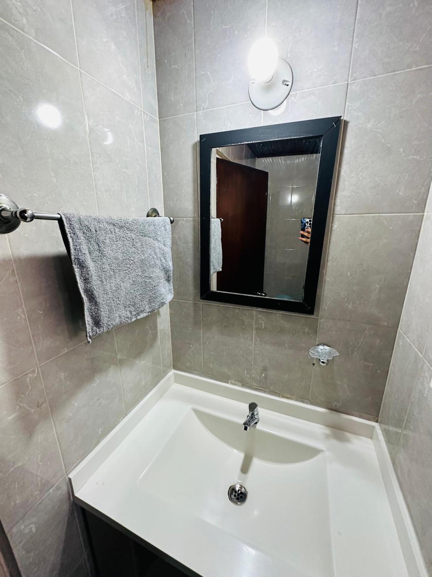 Hermosa Casa Familiar Y Central Сasa de vacaciones