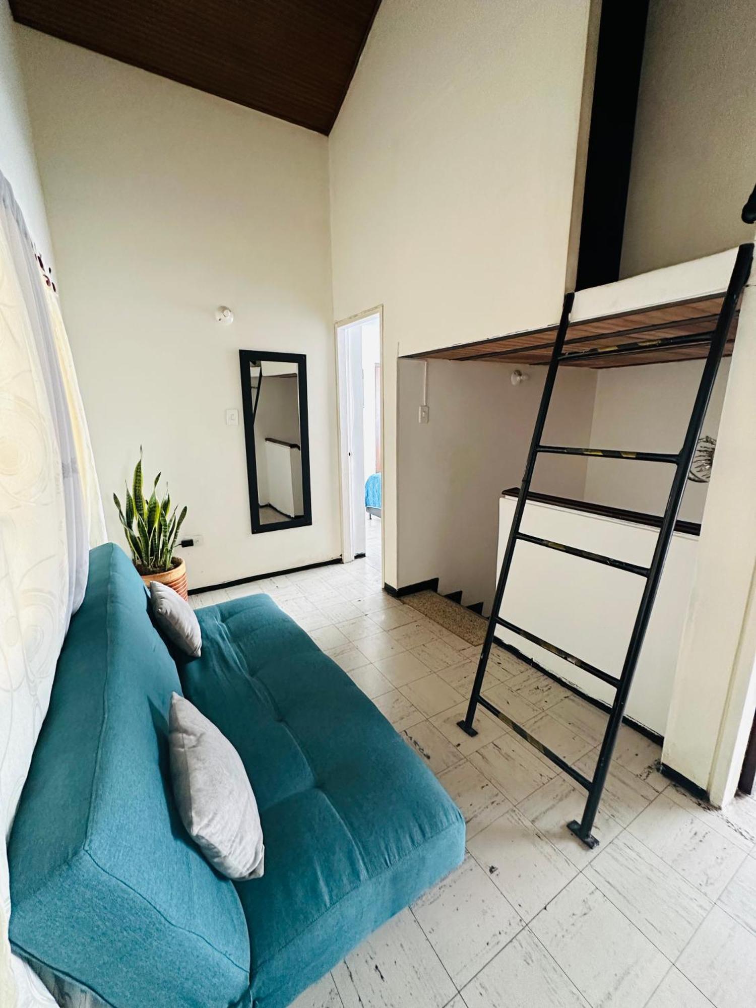 Hermosa Casa Familiar Y Central Сasa de vacaciones *