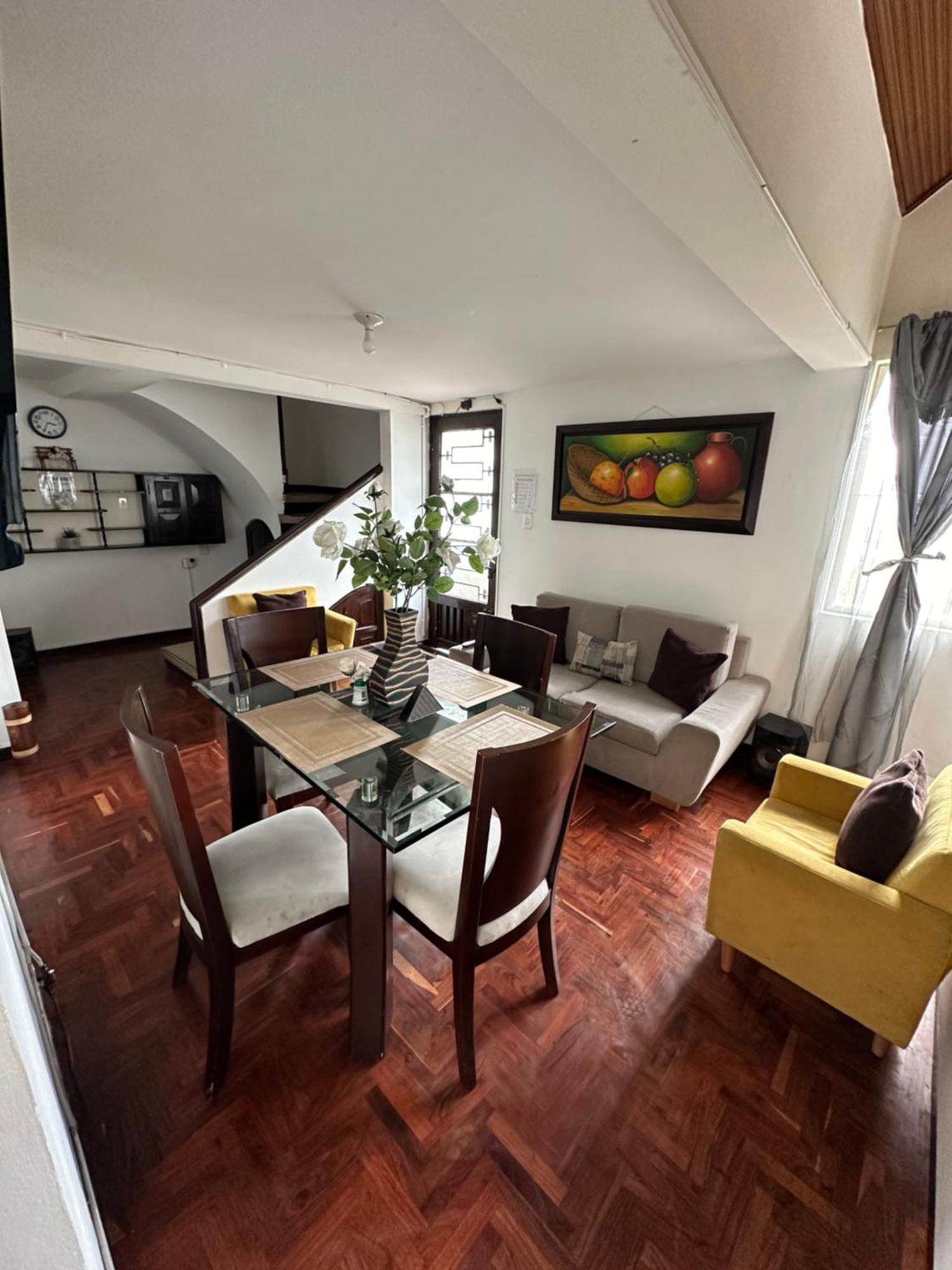 Сasa de vacaciones Hermosa Casa Familiar Y Central