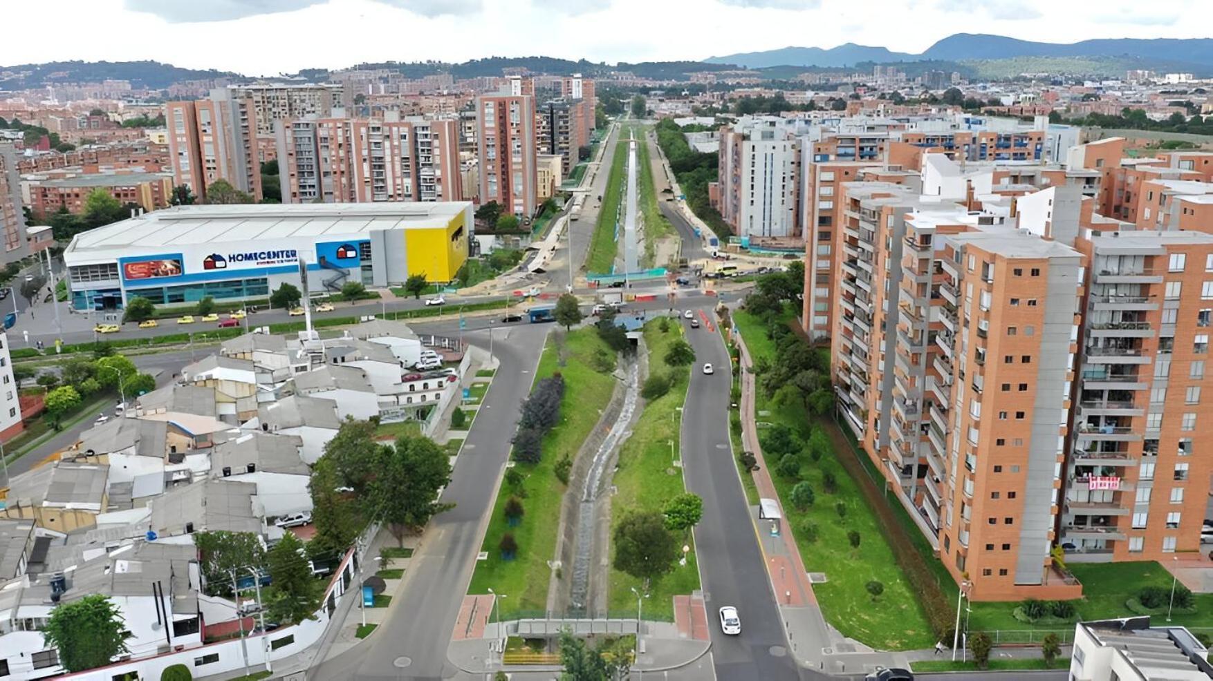 Brand-new Accommodating Up To 5 Guests, Located In The Northern Sector Of Apartamento Bogotá
