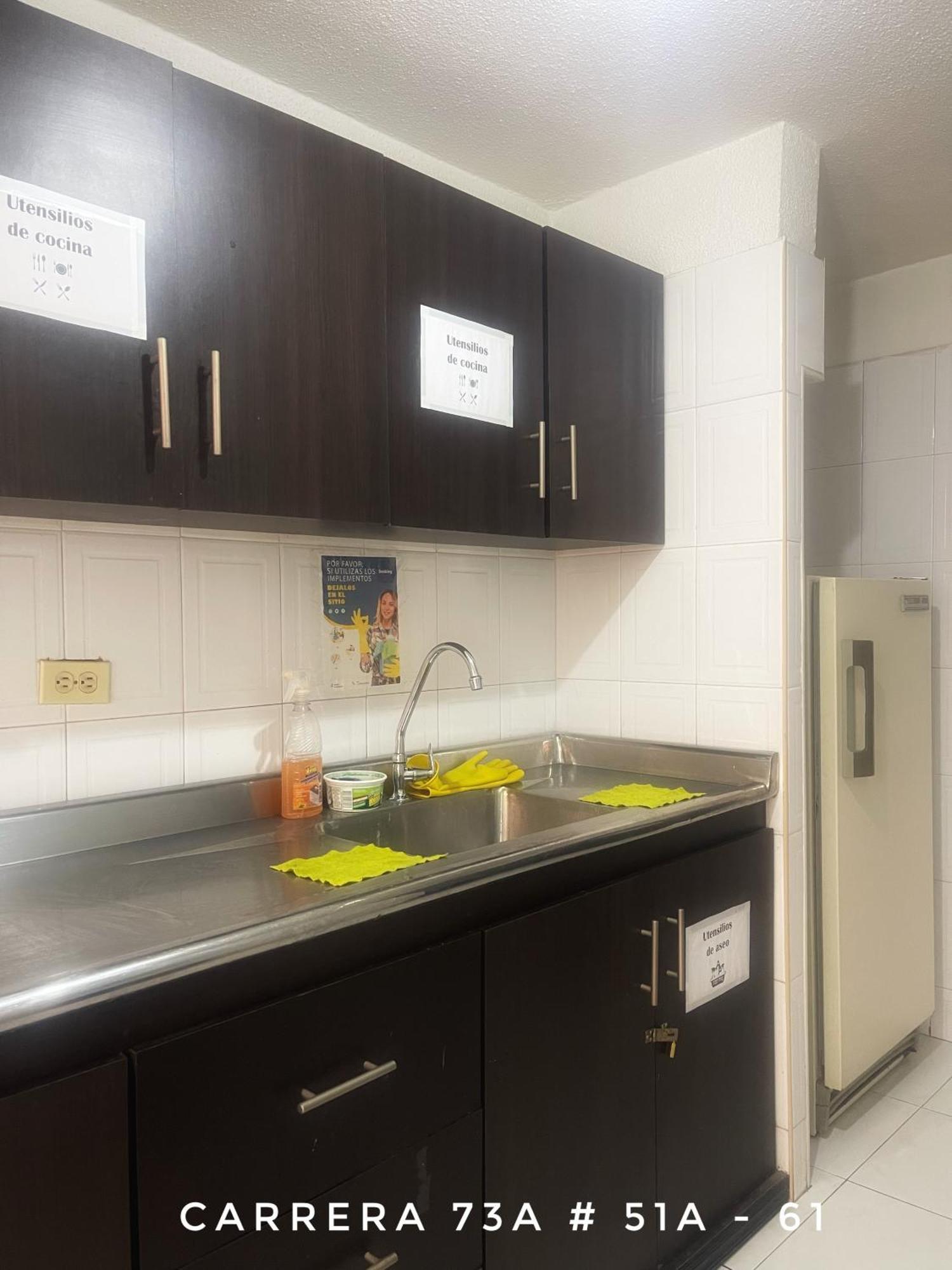 A 5 Minutos Del Aeropuerto El Dorado Homestay