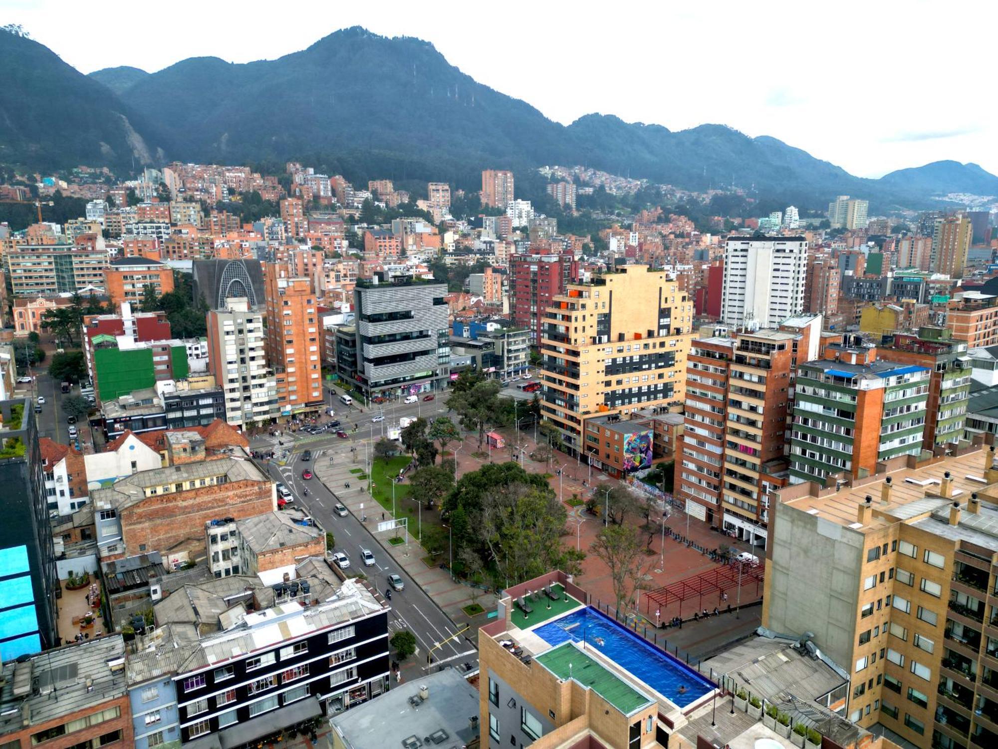 Apartasuite Spa Work Bogotá