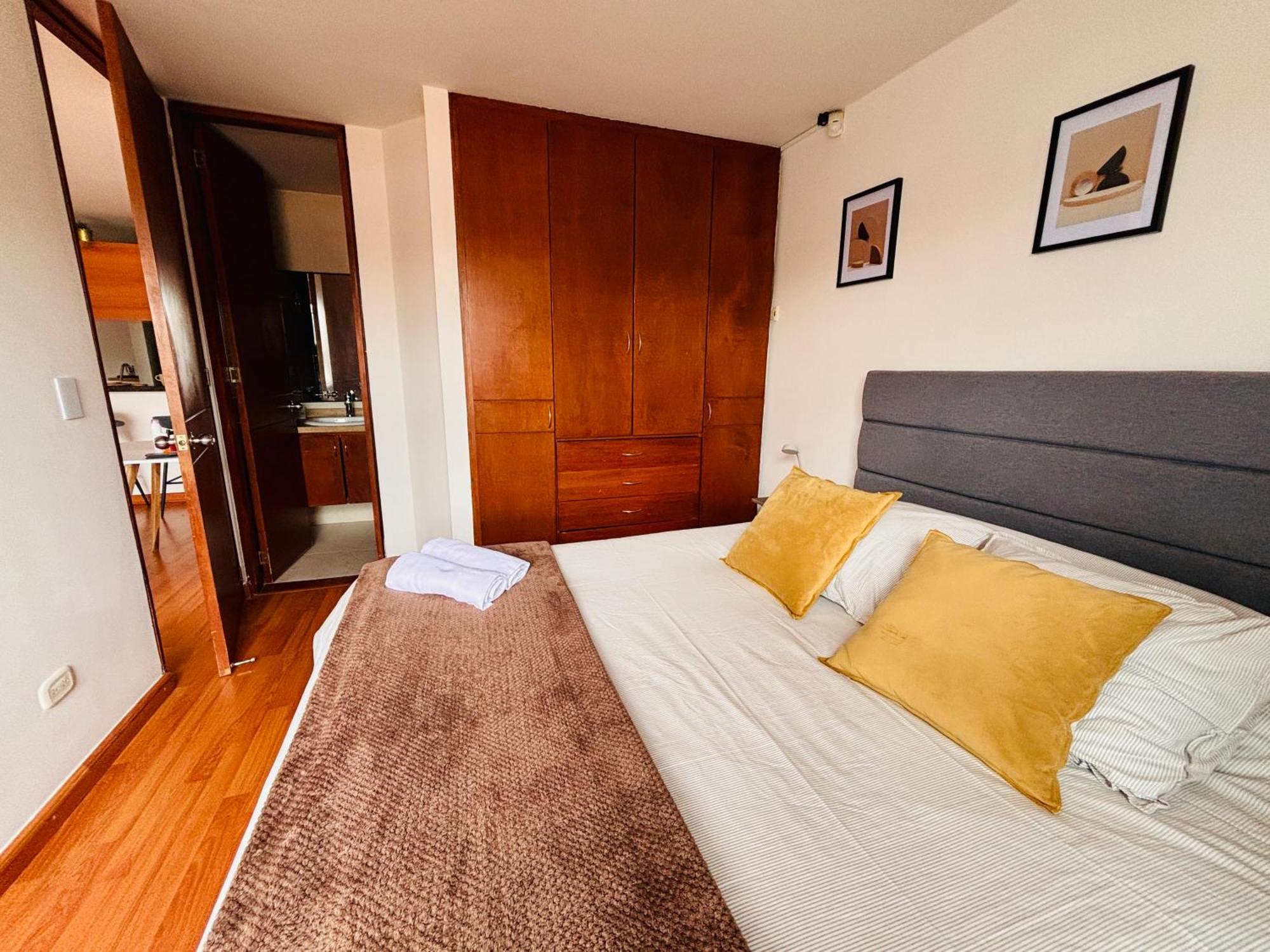 Apartamento Unicentro Santa Barbara Reina Sofia Fontana