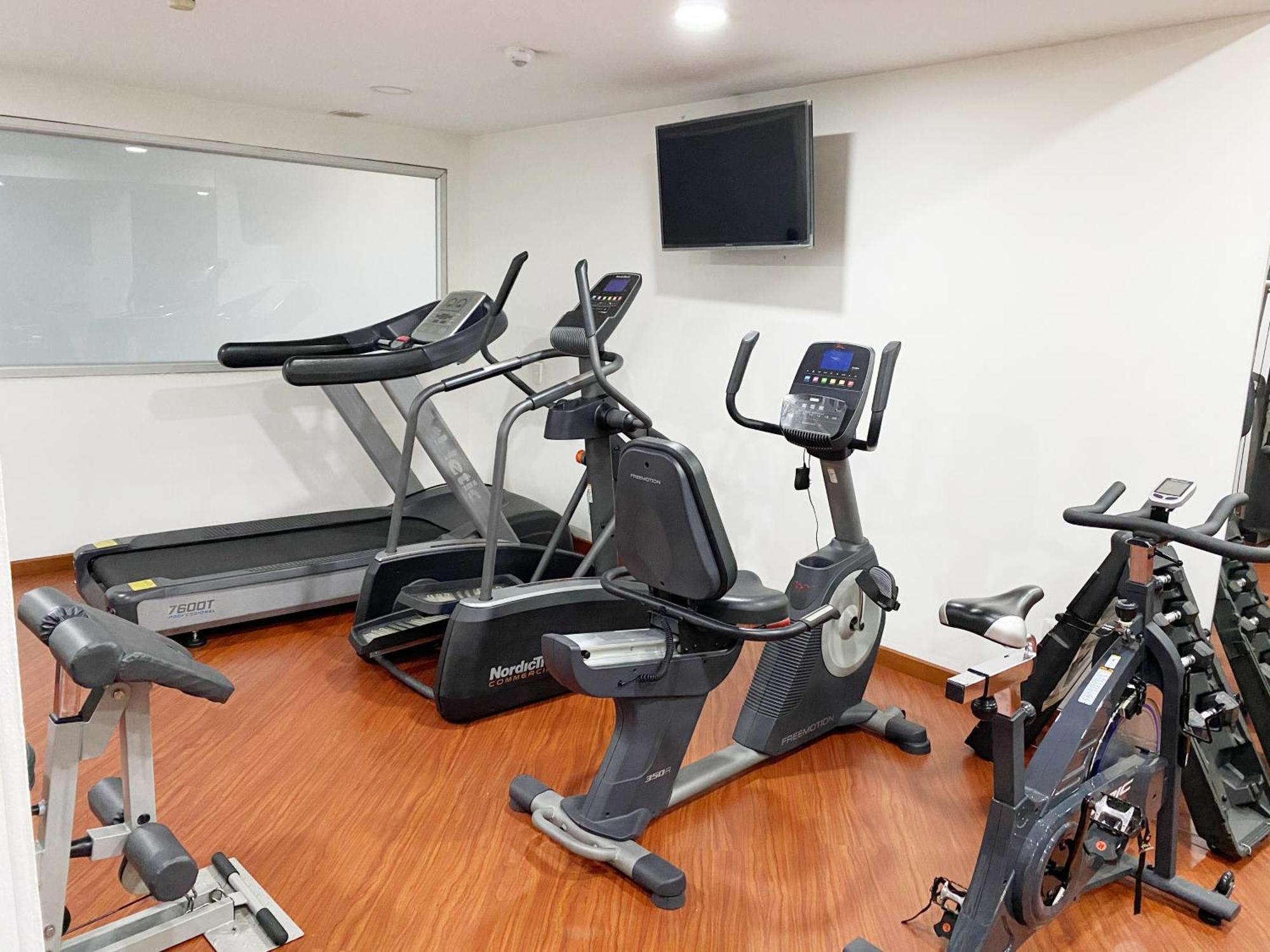 Hotel Regency Usaquén 4*