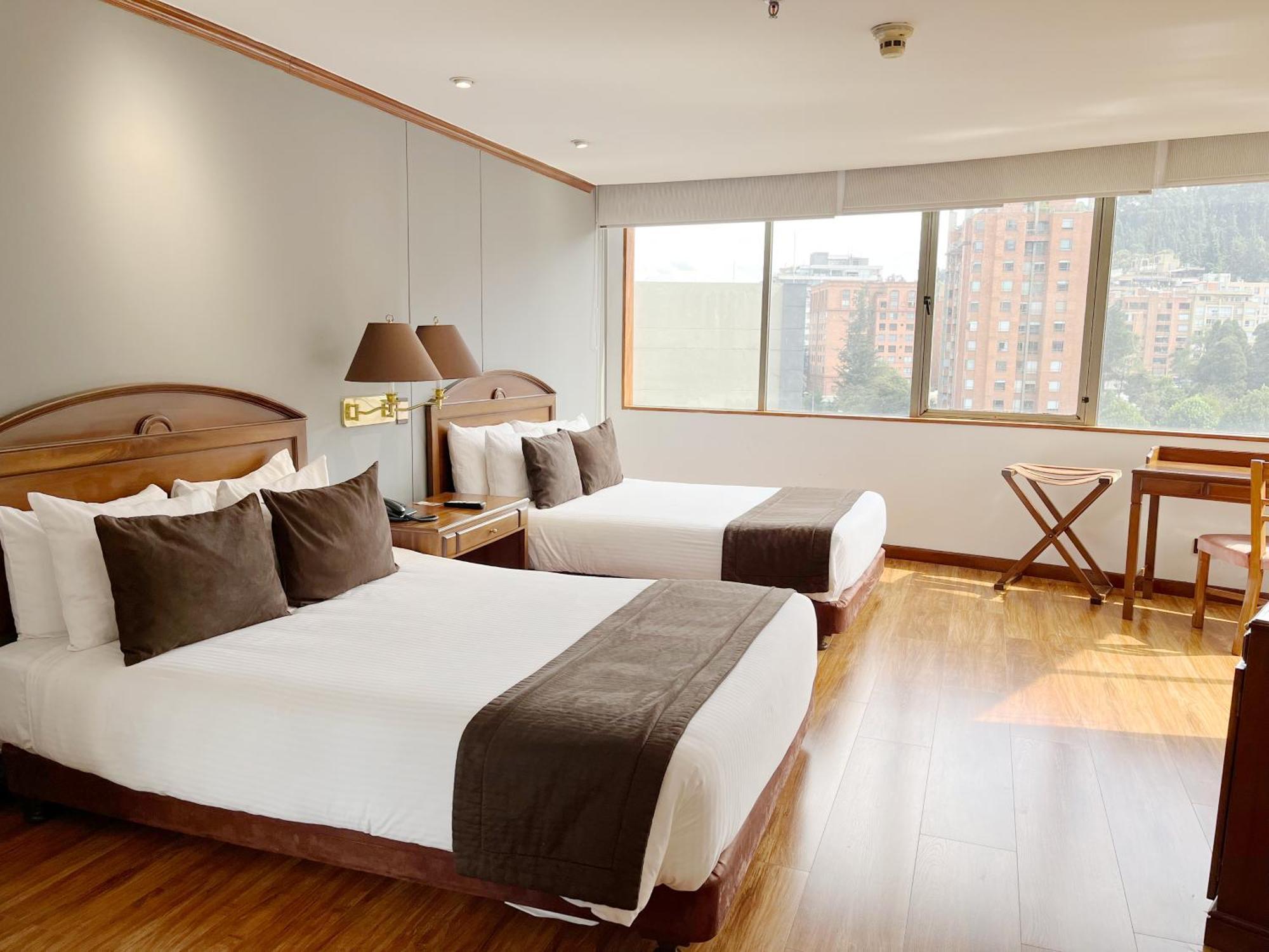 Regency Usaquén 4*