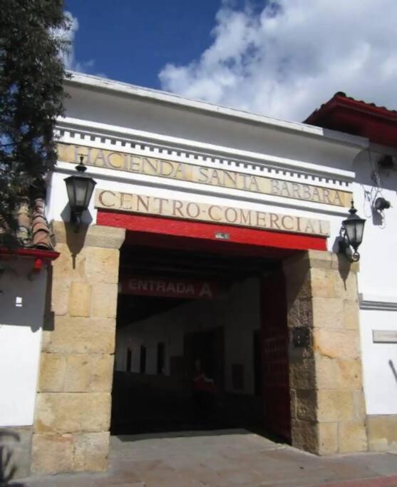 Apartment Excellent Location Brand New In Santa Barbara