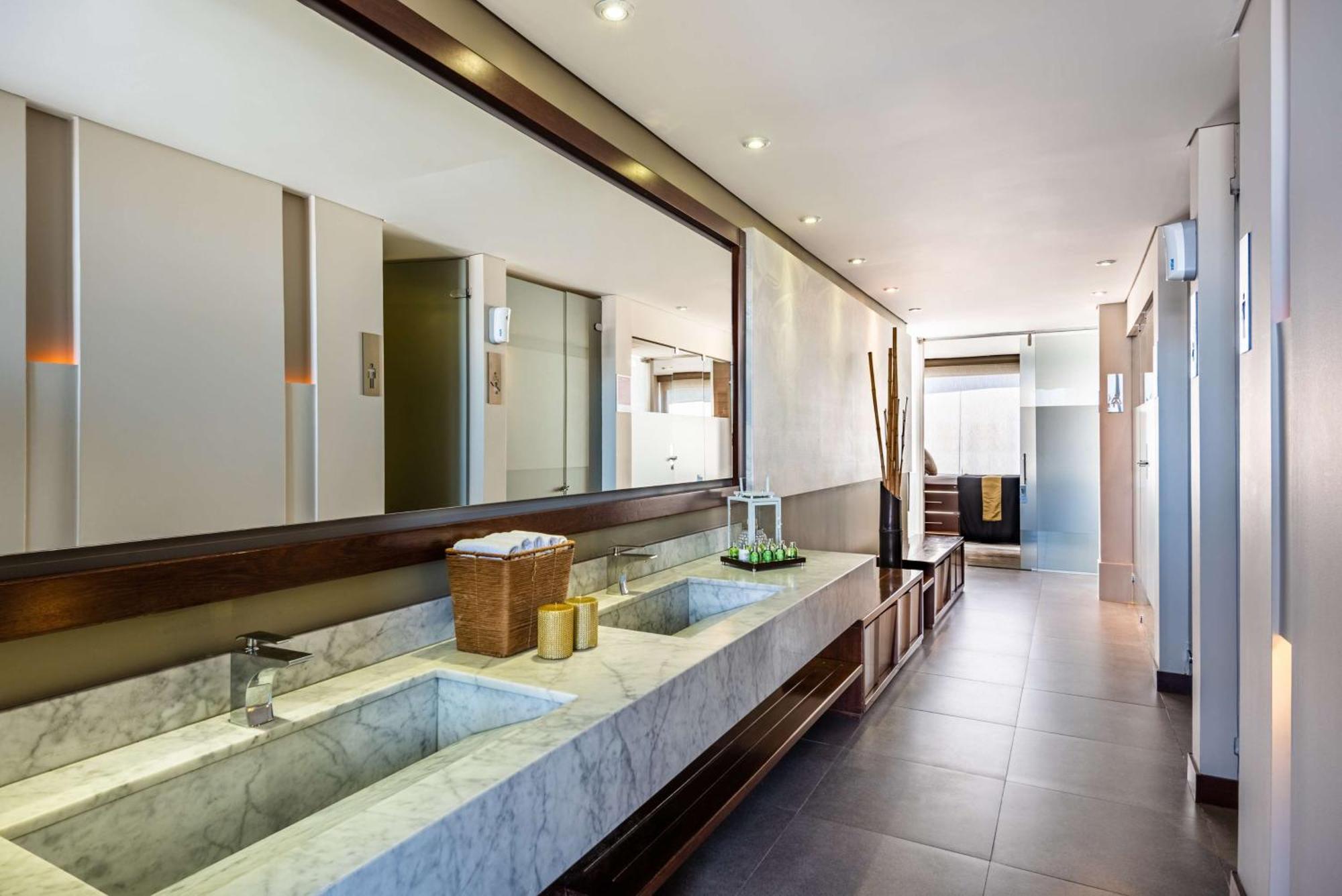 Hotel Nh Collection Royal Wtc