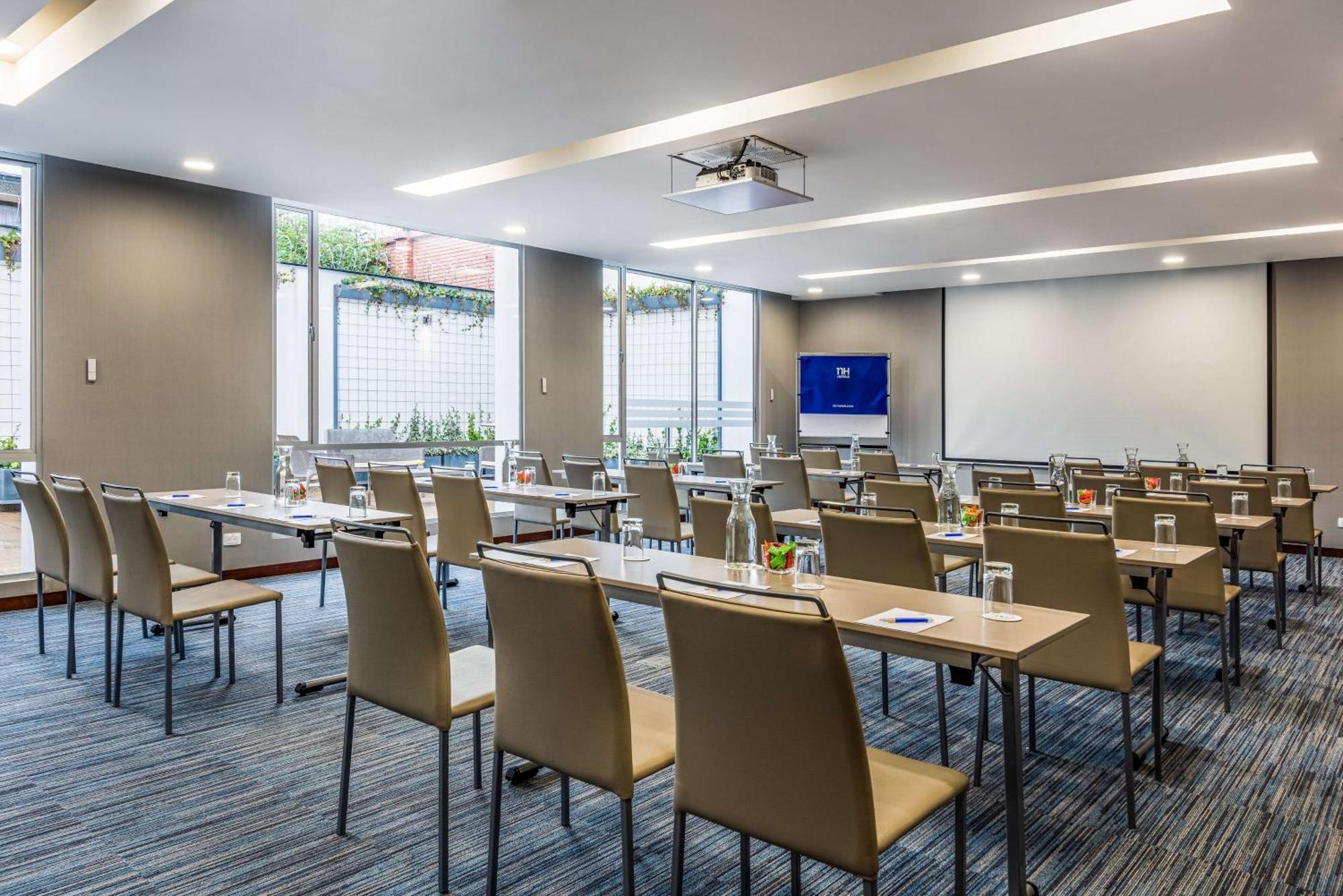 Nh Urban 93 Royal Hotel 4*