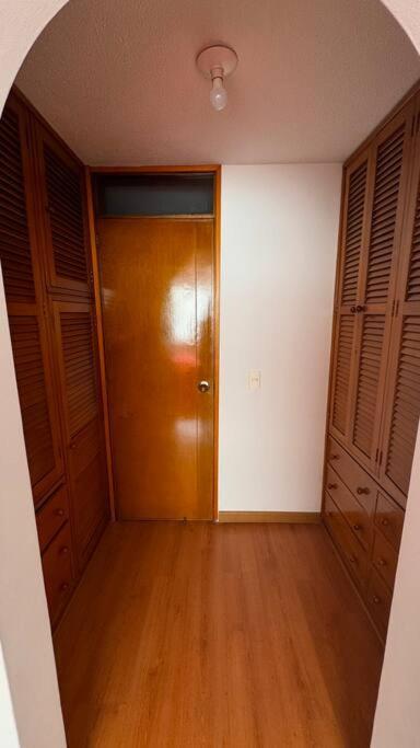 Apto 2 B 2 H Excelente Ubicacion Apartamento *