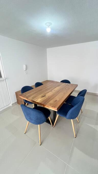 Apto 2 B 2 H Excelente Ubicacion Apartamento *