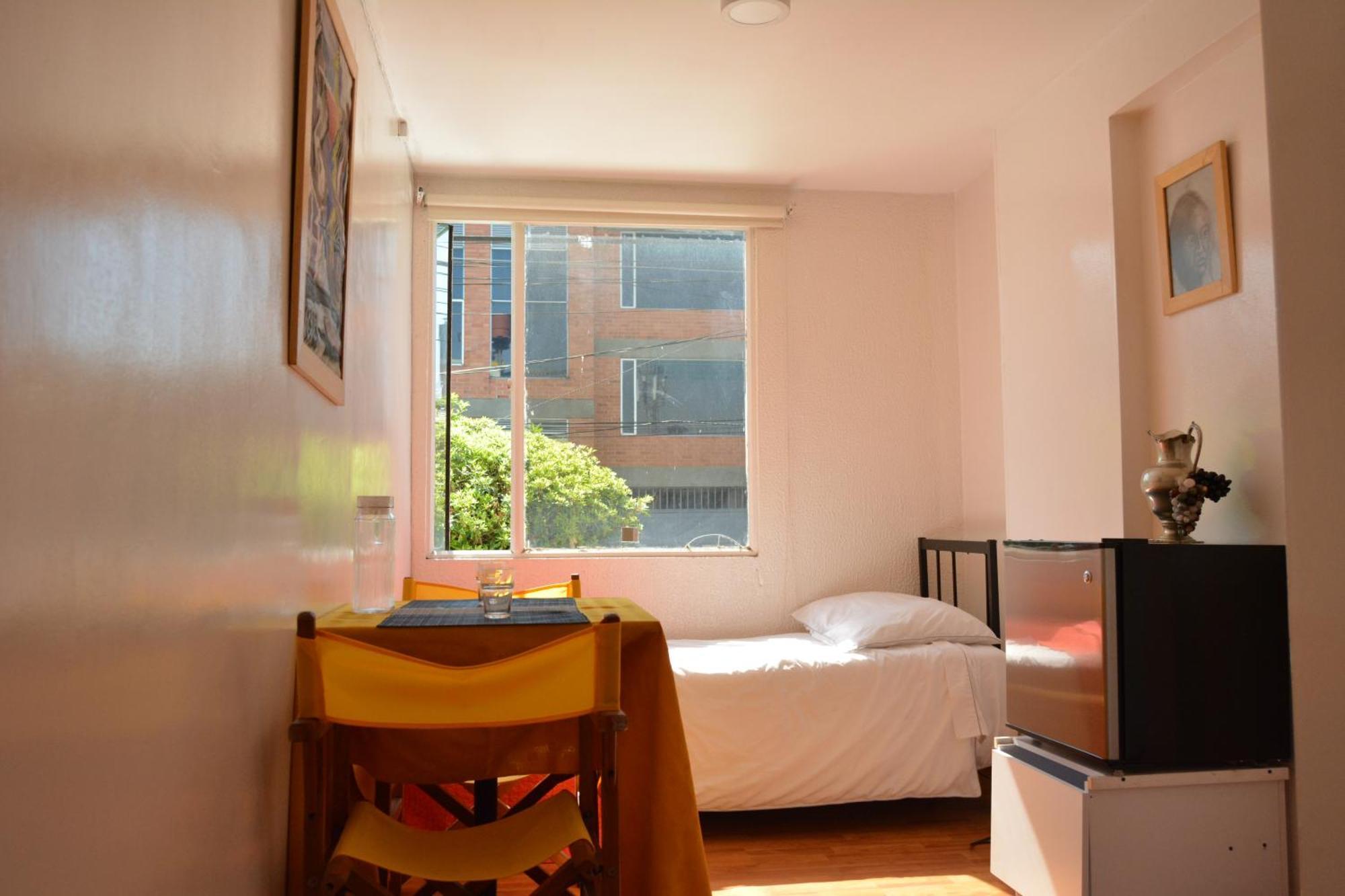 Alcazares Apartahotel 2*