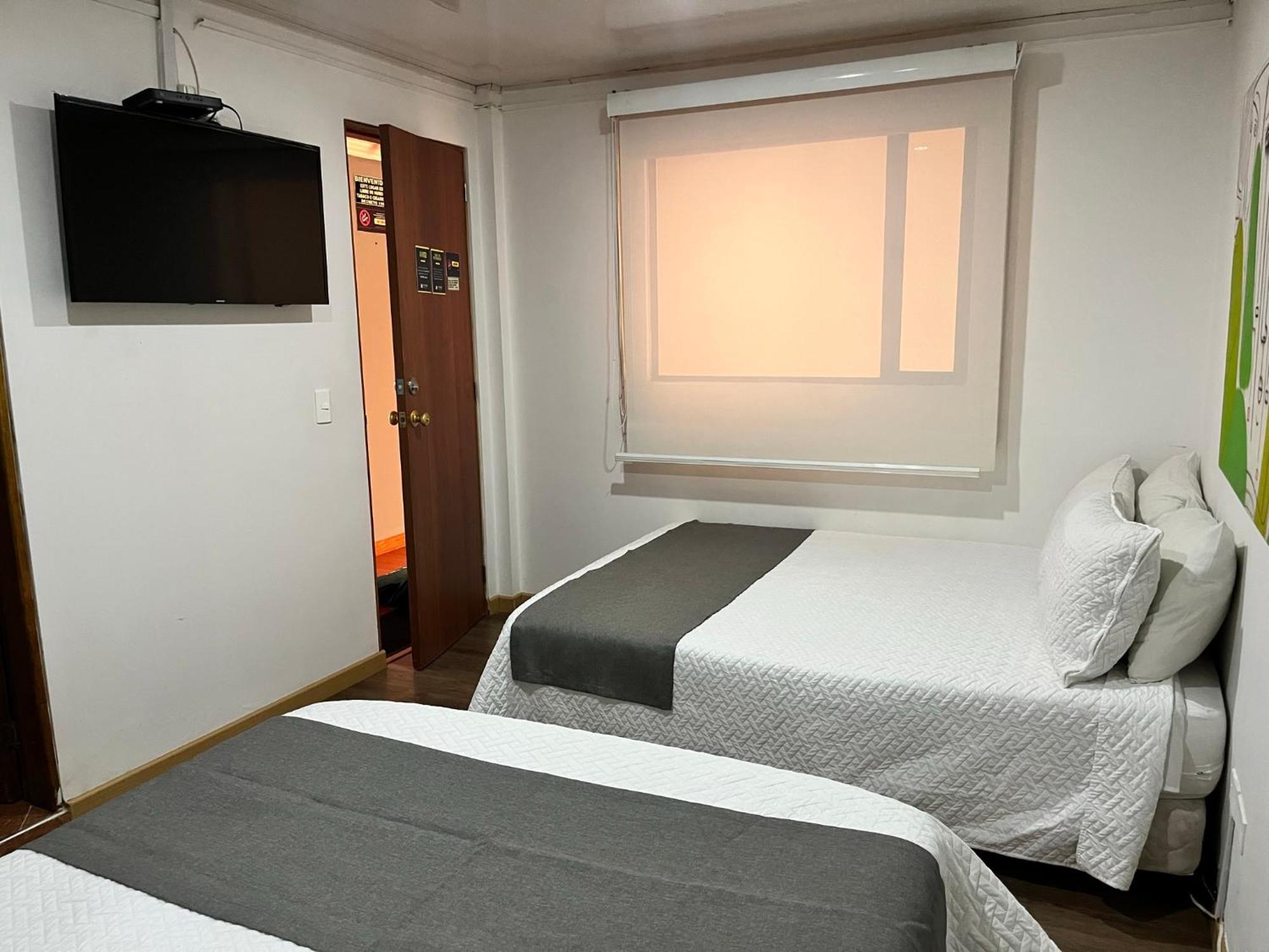 Hotel Titas House 2*