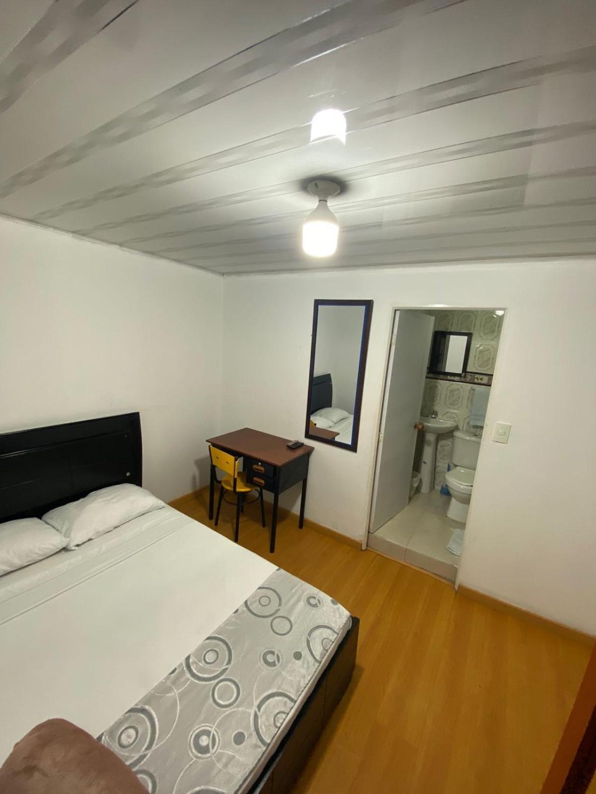 Casa Primavera Pensión *