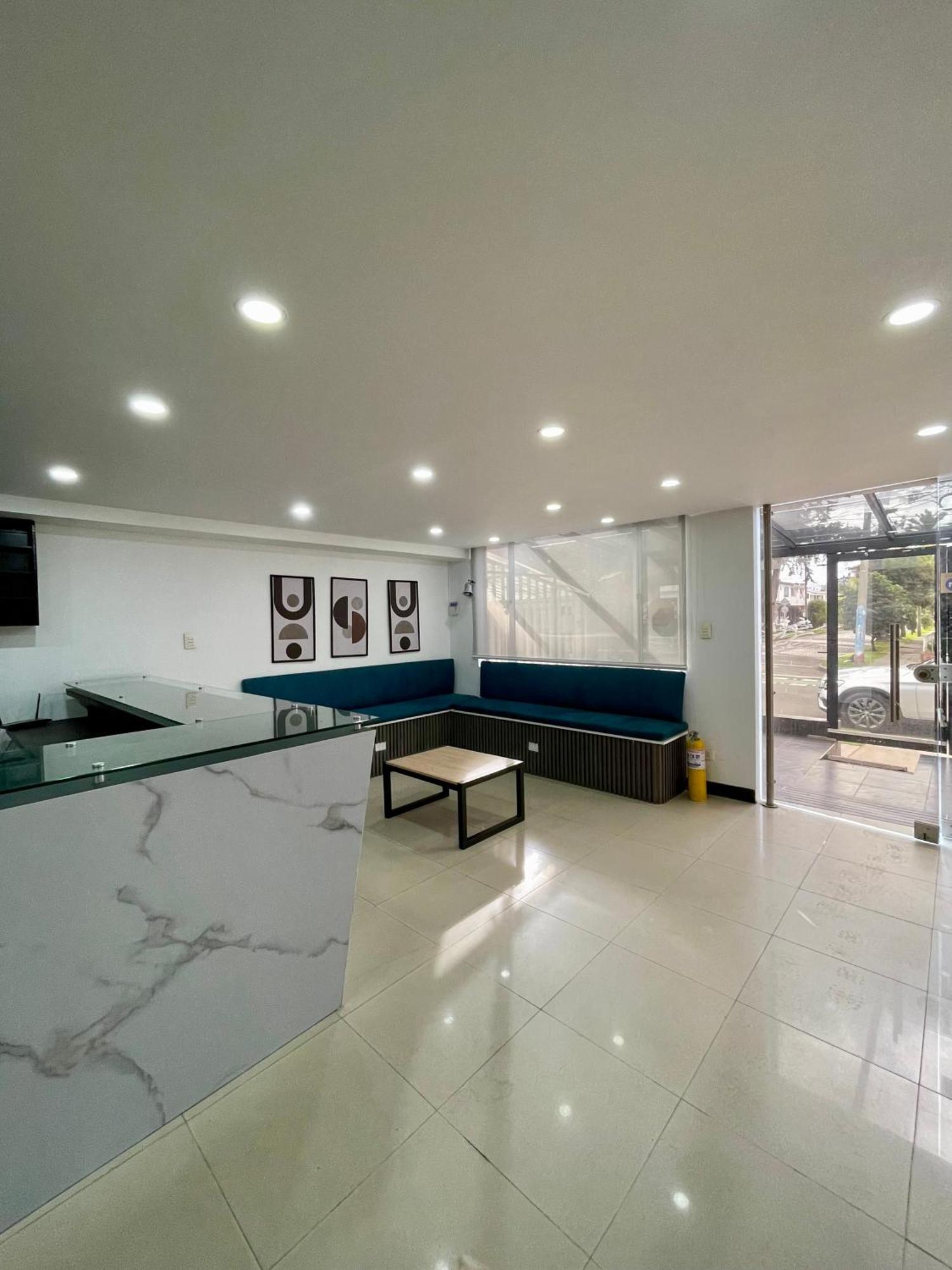 Embajada 44 Hotel