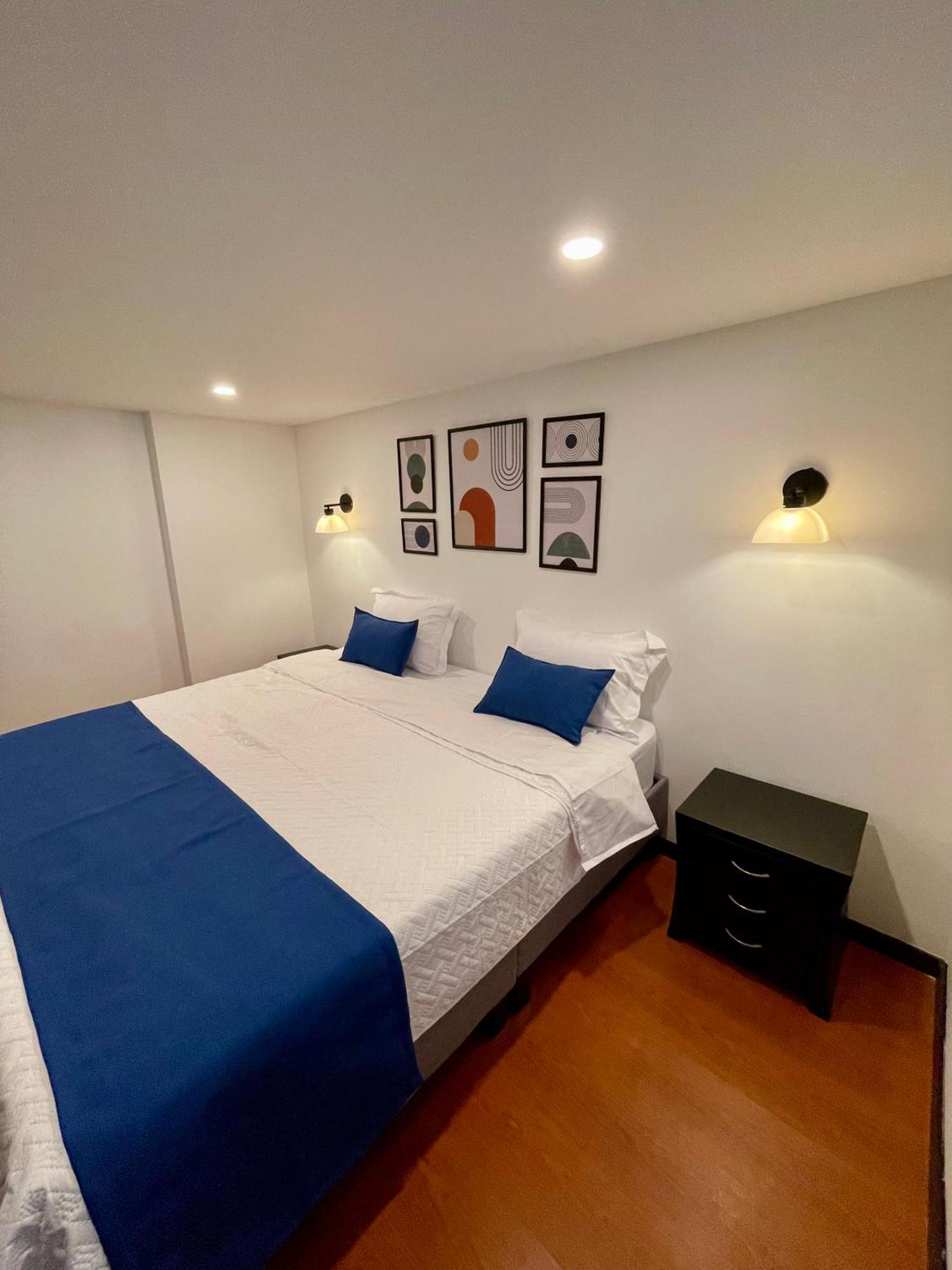 Embajada 44 Hotel
