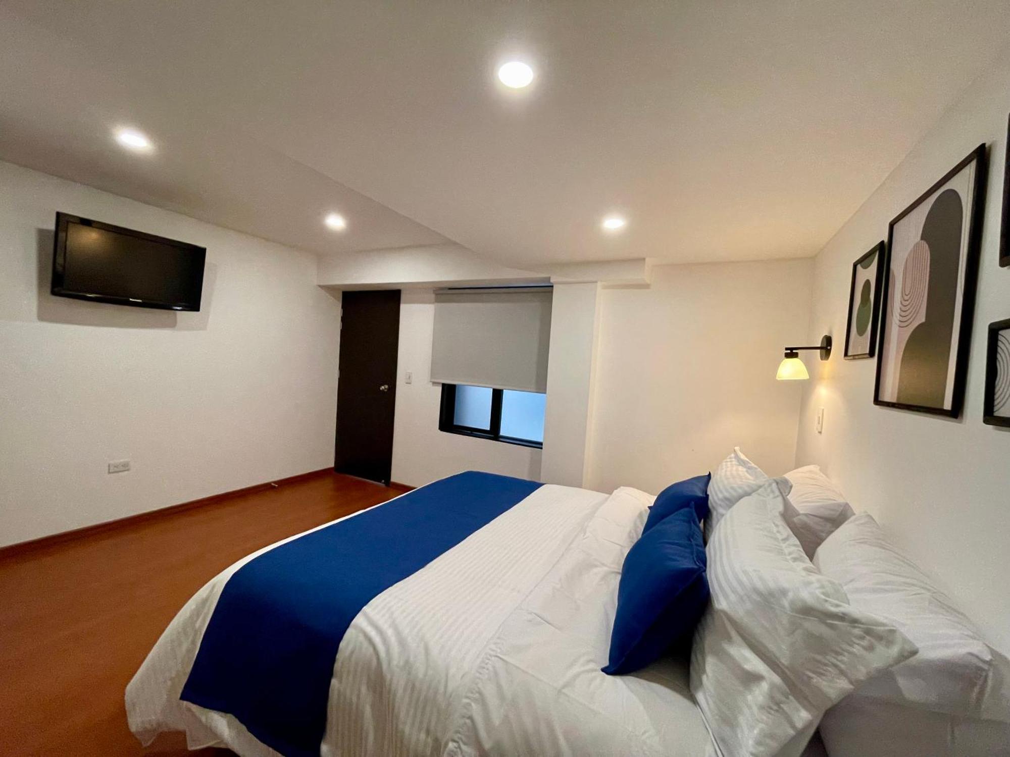 Embajada 44 Hotel 2*