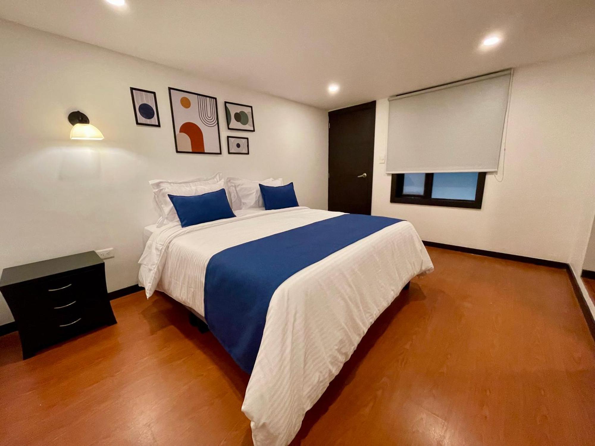 Embajada 44 Hotel