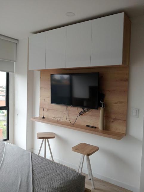 Df Magna E02 Wifi Smartv Apartamento *