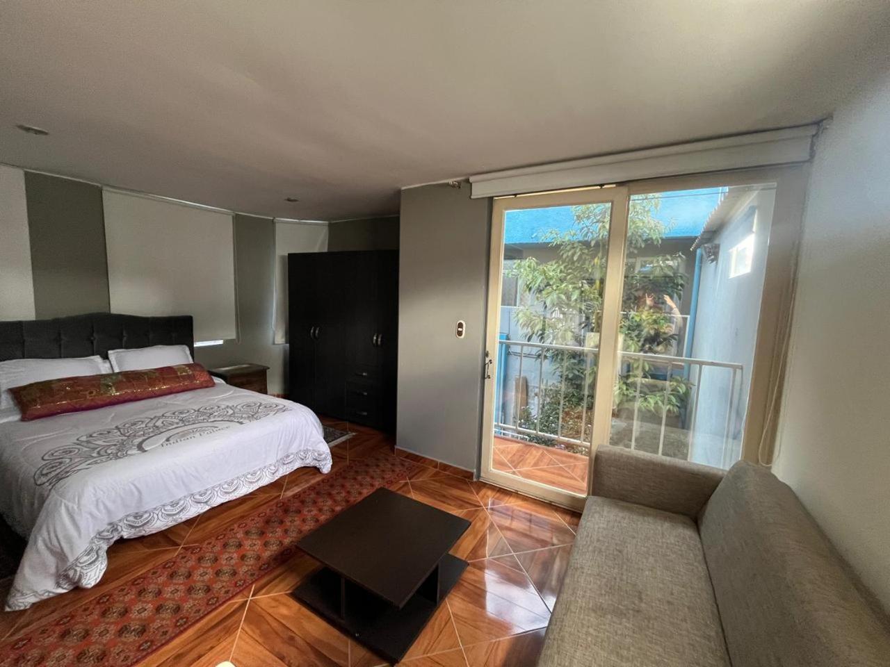 Indian Palace Boutique Hotel 4*