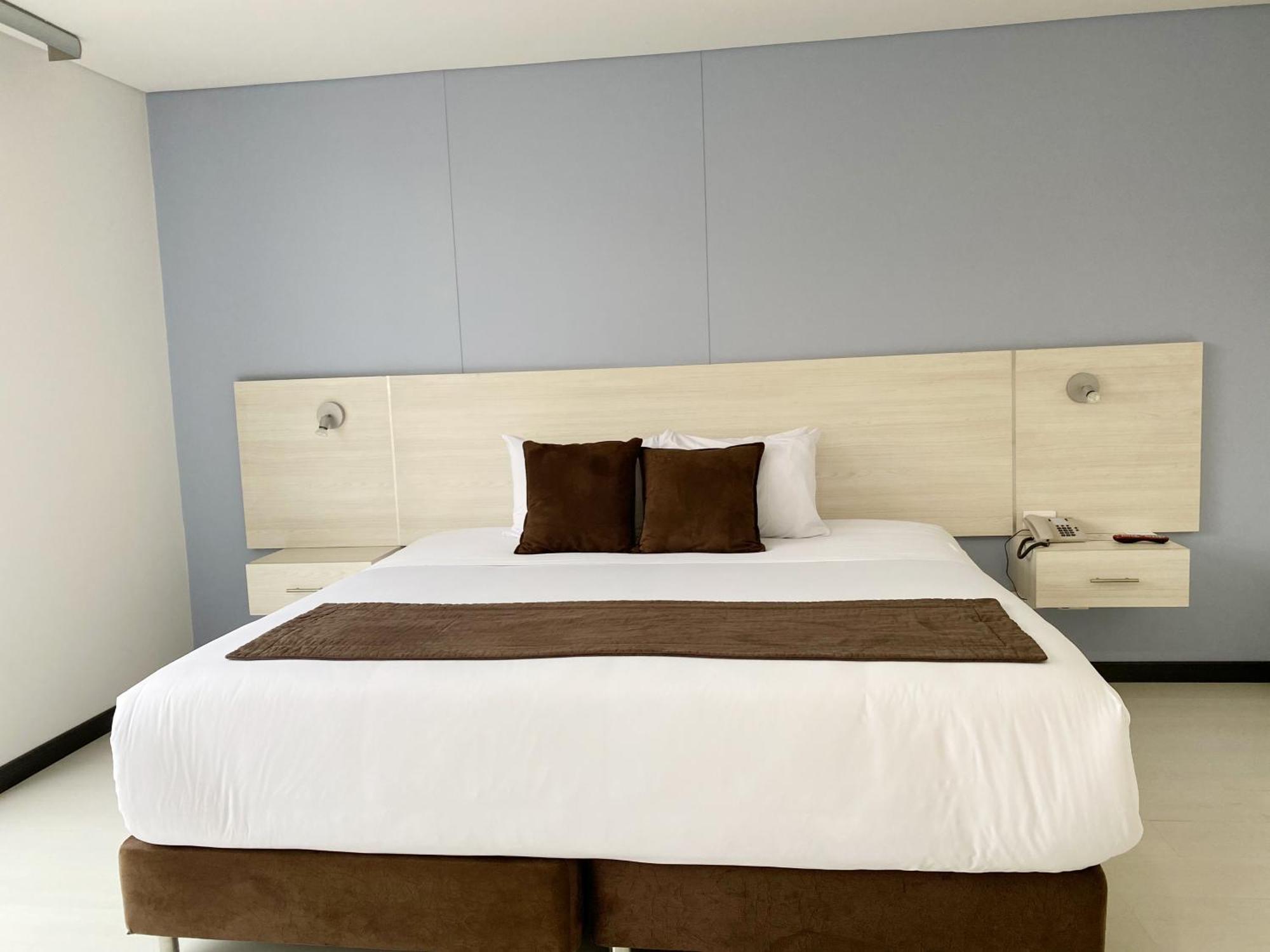 Regency Boutique La Feria 4*