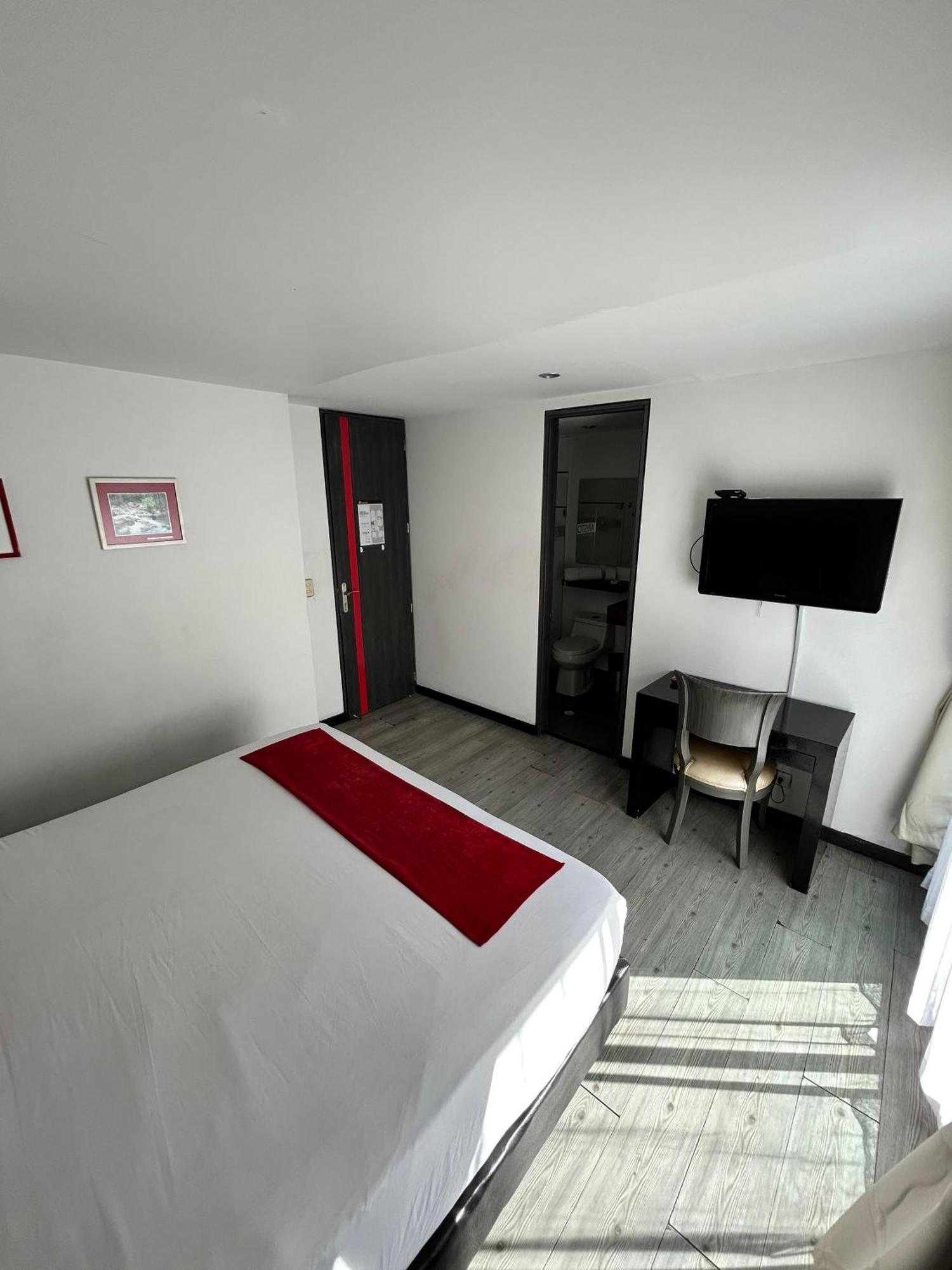 Aw Ariston Hotel