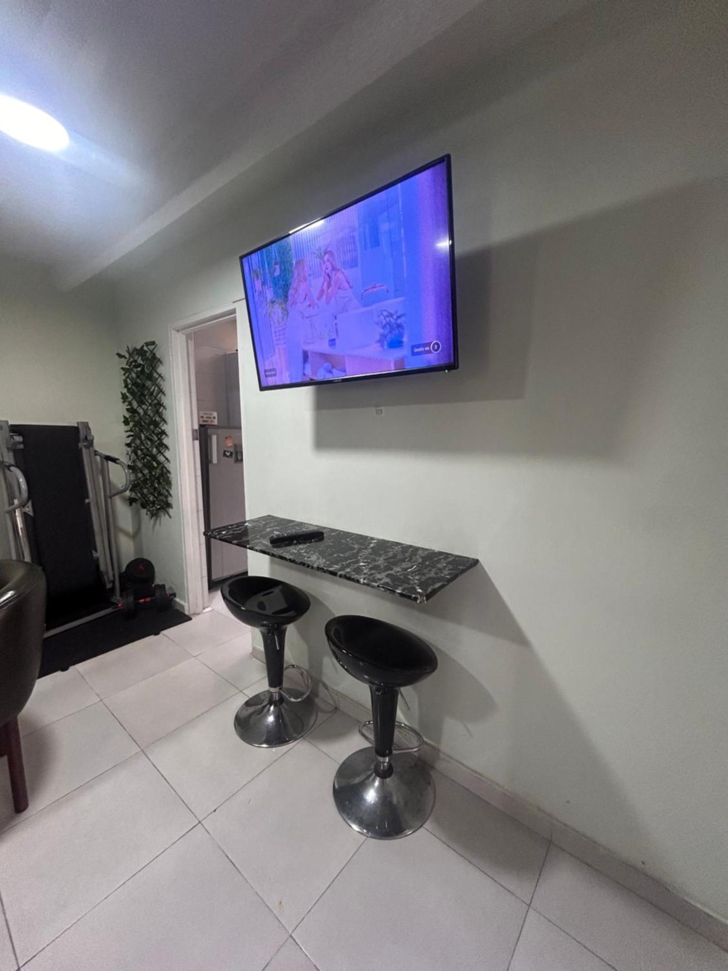 Apartamento Familiar Cerca Al Aeropuerto Bogotá