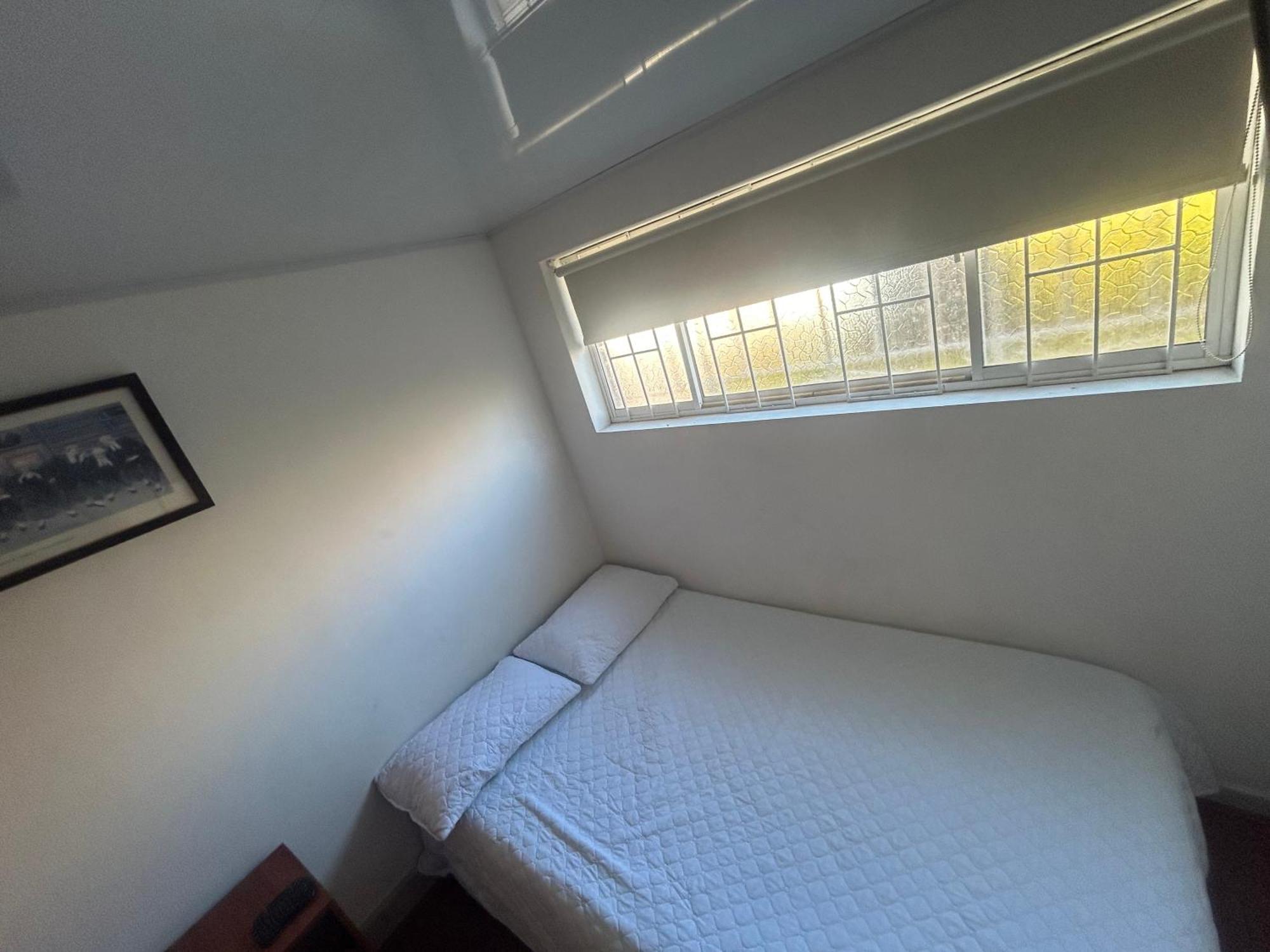 Familiar Cerca Al Aeropuerto Apartamento Bogotá