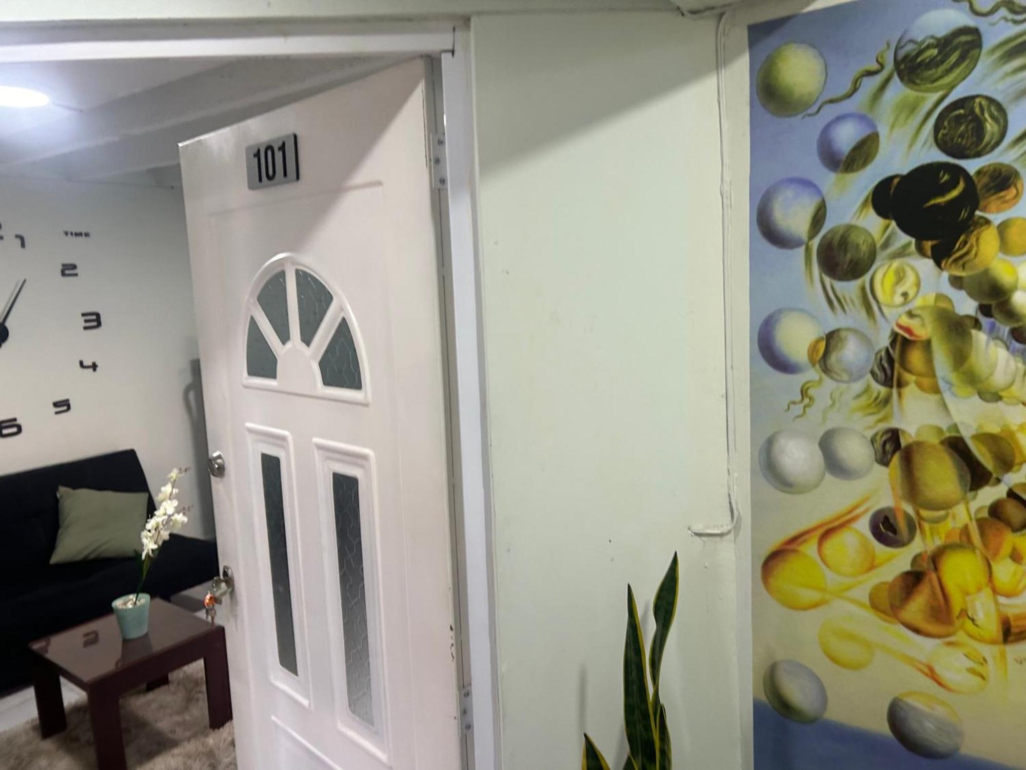 Familiar Cerca Al Aeropuerto Apartamento Bogotá
