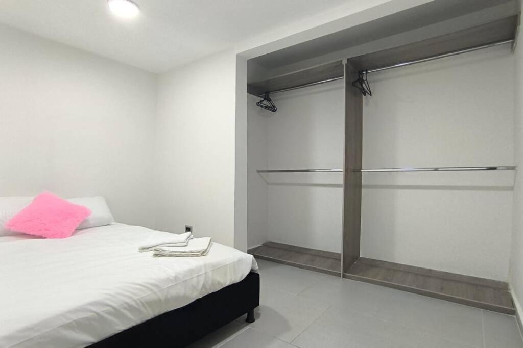 Apartamento 201 Amplio Cerca Heroes