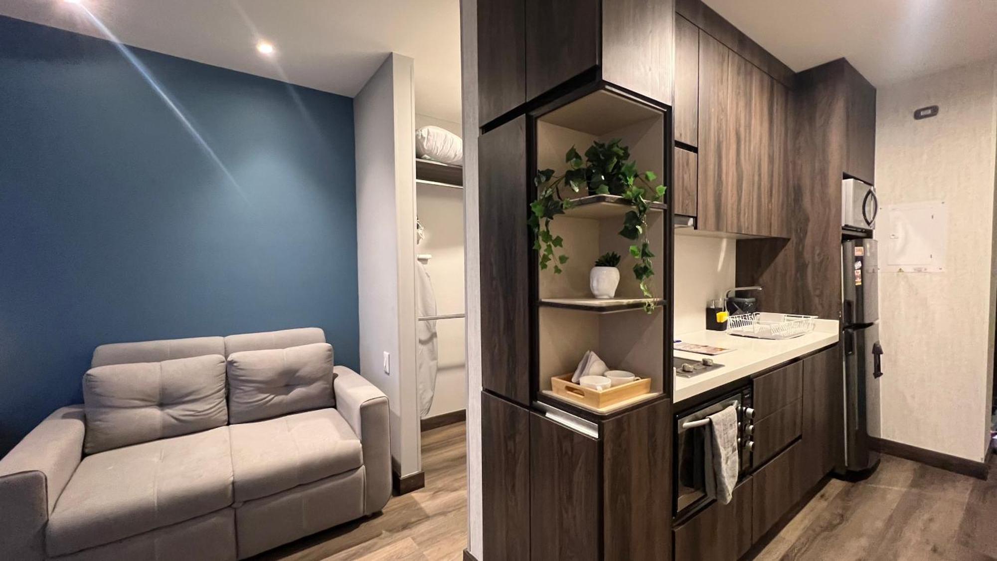 With Amenities, Coworking, Service, Gym *